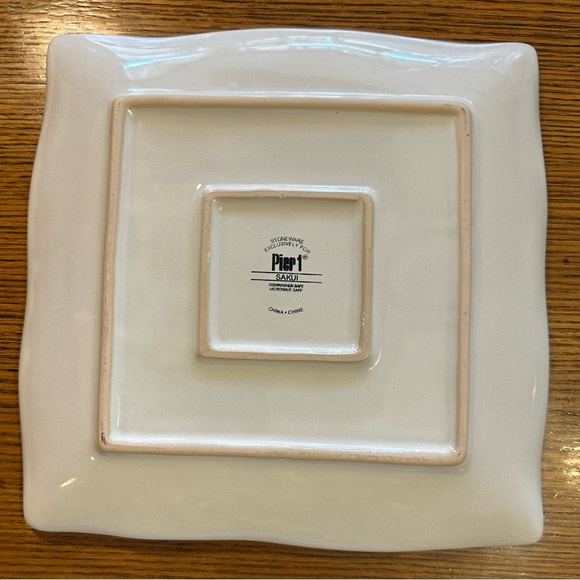 Pier 1 Sakui Stoneware 11” Dinner Plate - Picture 3 of 4